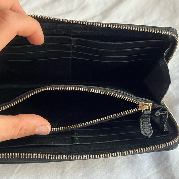 Alexander McQueen Leagher Zip Around Wallet Clutch with Golden Skull Authentic - Picture 9 of 14